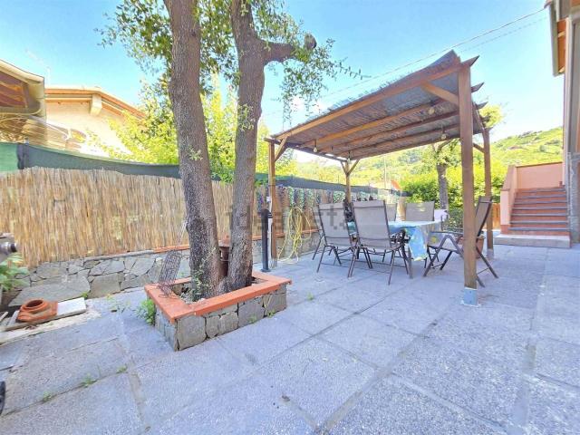 Villetta bifamiliare in vendita di 85 m²