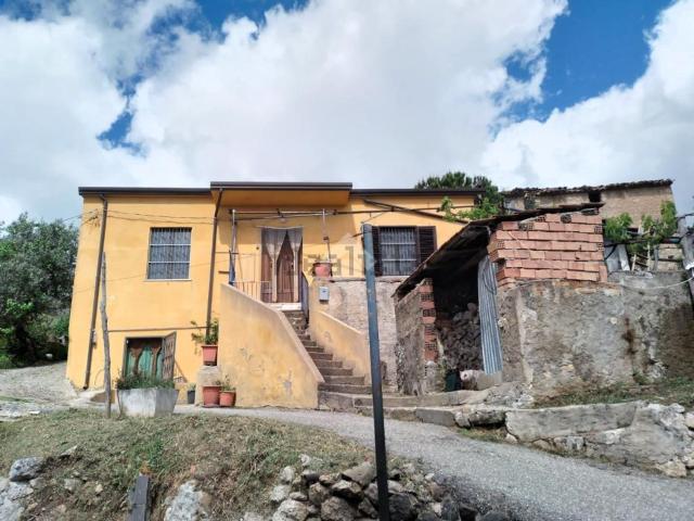 Villetta bifamiliare in vendita di 85 m² in Contrada Valli