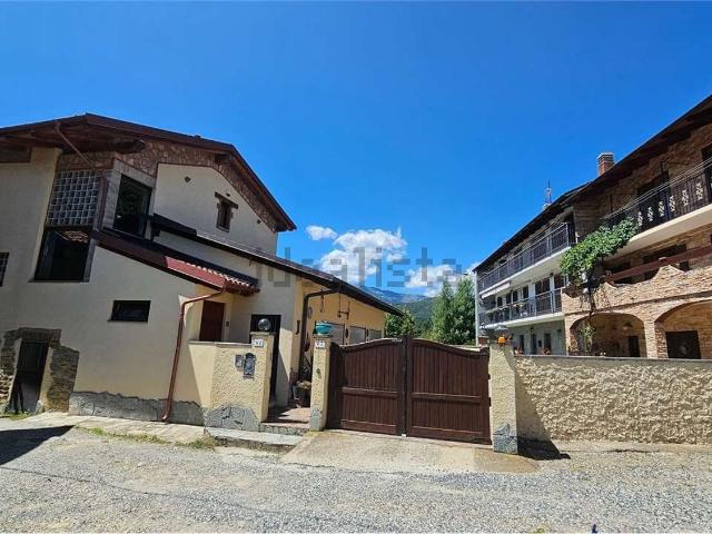 Villetta bifamiliare in vendita di 85 m² in Strada Berga