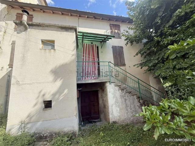 Villetta bifamiliare in vendita di 85 m² in Piazza D. Fornali
