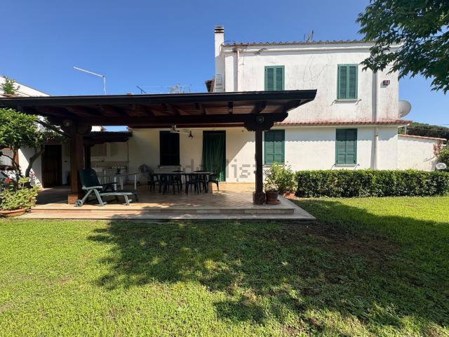 Villetta bifamiliare in vendita di 85 m² in Traversa 7 San Felice Destra, 3