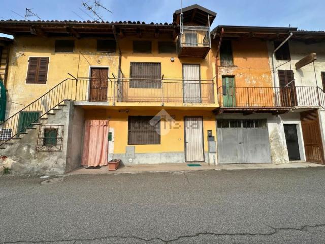 Villetta bifamiliare in vendita di 85 m² in Via Cesare Battisti, 11