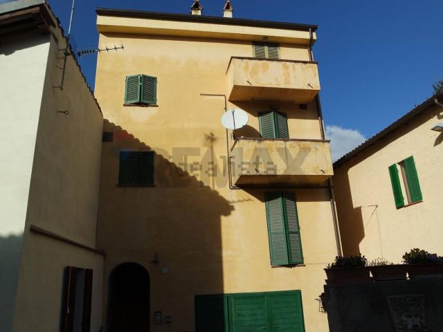 Villetta bifamiliare in vendita di 85 m² in Via dei Frantoi, 47
