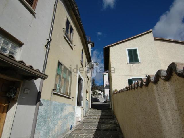 Villetta bifamiliare in vendita di 85 m² in Via della Rocca, 15