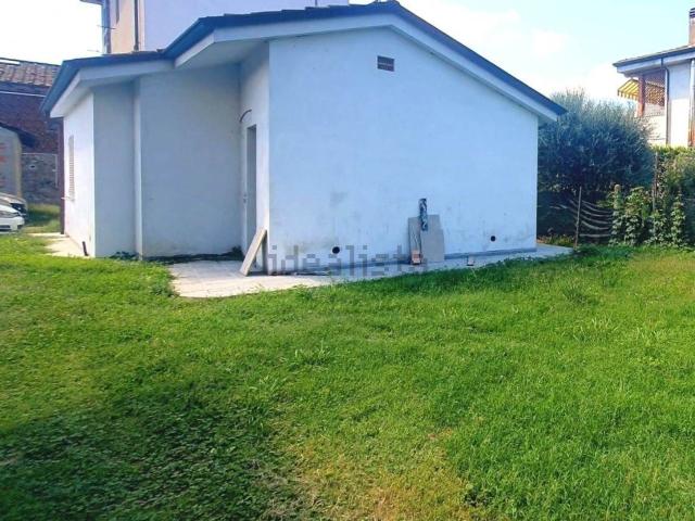 Villetta bifamiliare in vendita di 85 m² in Via di Salicchi
