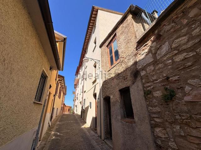 Villetta bifamiliare in vendita di 85 m² in Via Fratelli Tromba, 10