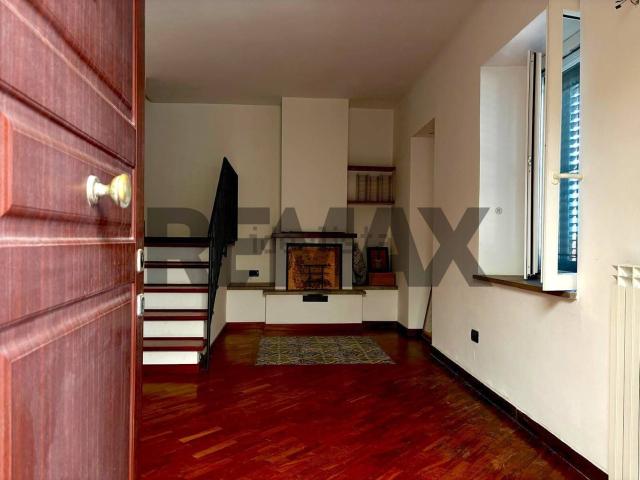 Villetta bifamiliare in vendita di 86 m² in Via Giuseppe Garibaldi, 5