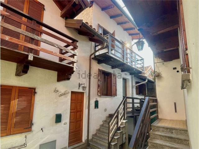 Villetta bifamiliare in vendita di 87 m² in Via Moriggia