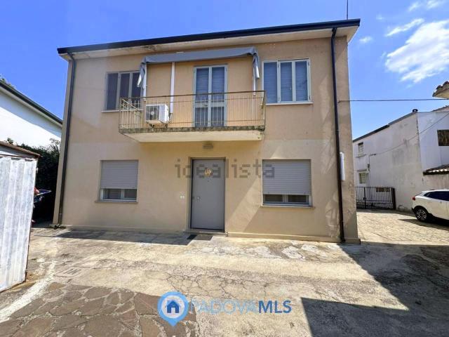 Villetta bifamiliare in vendita di 87 m² in Via Pietro Brandolese