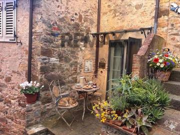Villetta bifamiliare in vendita di 88 m² in Via di Aquilea, 2079