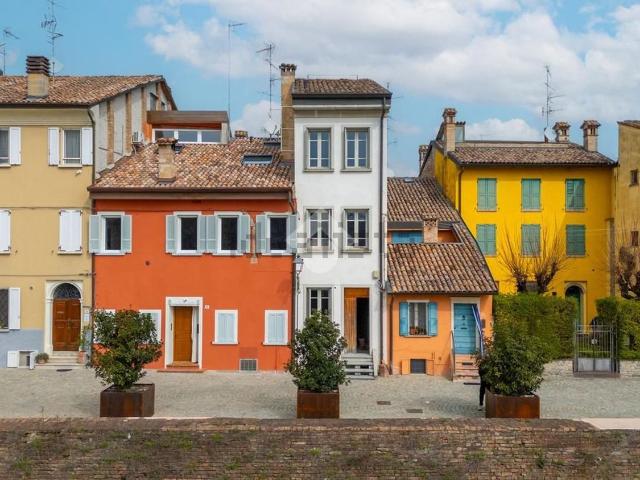 Villetta bifamiliare in vendita di 88 m² in Via Edmondo de Amicis, 7