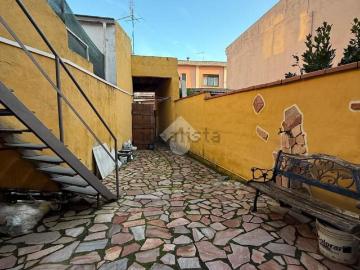 Villetta bifamiliare in vendita di 89 m² in Corso Umberto, 51