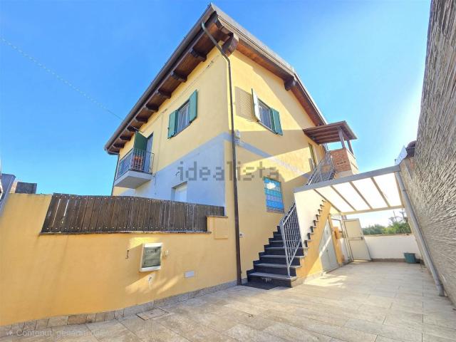 Villetta bifamiliare in vendita di 80 m²
