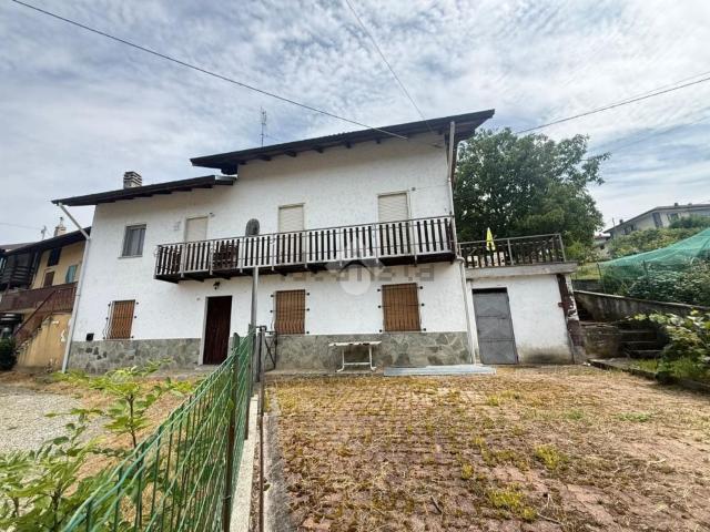 Villetta bifamiliare in vendita di 80 m² in Frazione San Pietro, 47