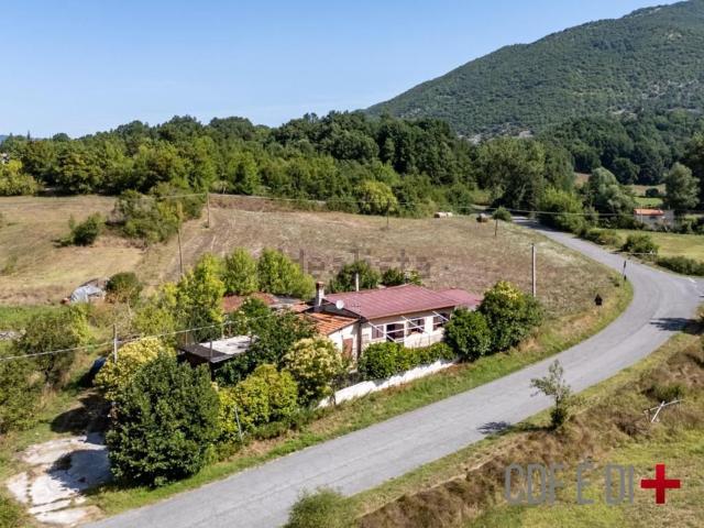 Villetta bifamiliare in vendita di 80 m² in Frazione pagliara