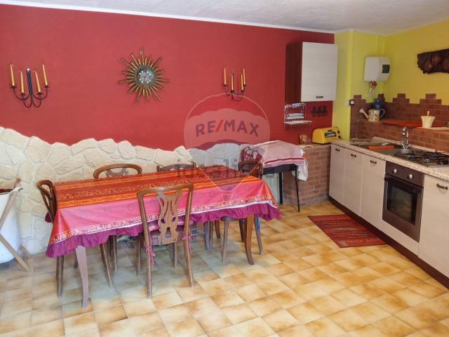 Villetta bifamiliare in vendita di 80 m² in Località Ronchi Inferiore, 2