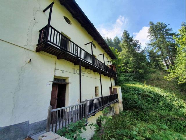 Villetta bifamiliare in vendita di 80 m² in Strada senza nome