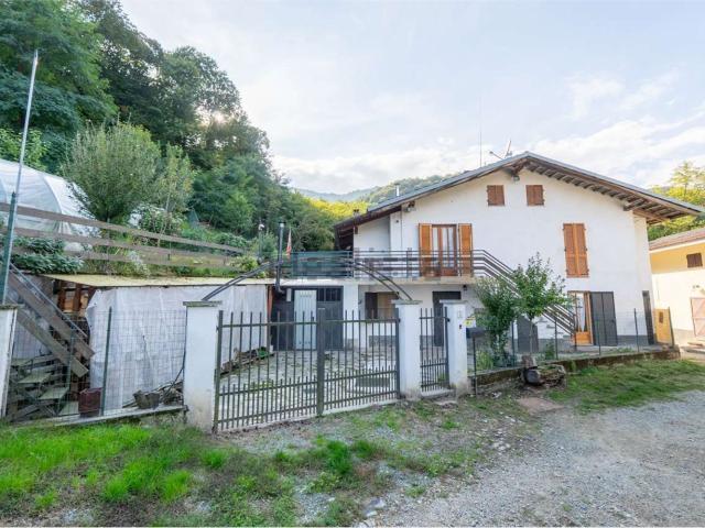 Villetta bifamiliare in vendita di 80 m² in Piazza Statuto, 25