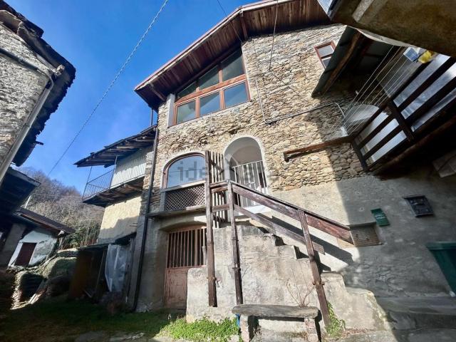 Villetta bifamiliare in vendita di 80 m² in Via Magnoletto, 9