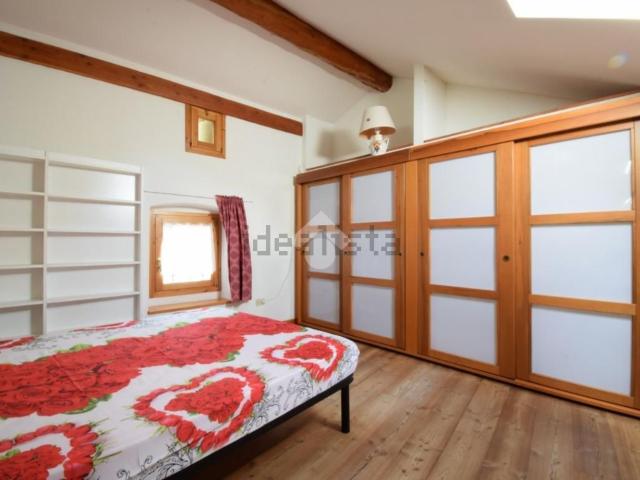 Villetta bifamiliare in vendita di 80 m² in Via Monte Cervino, 7