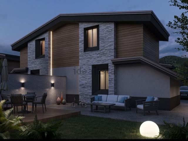 Villetta bifamiliare in vendita di 80 m² in Via Aufidenate, 58