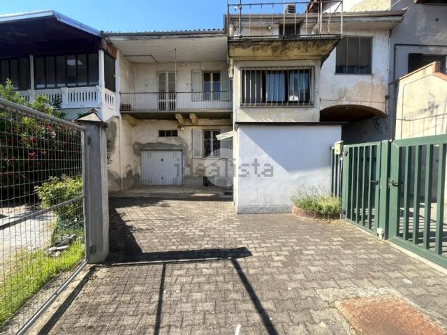 Villetta bifamiliare in vendita di 80 m² in Via Burolo, 20