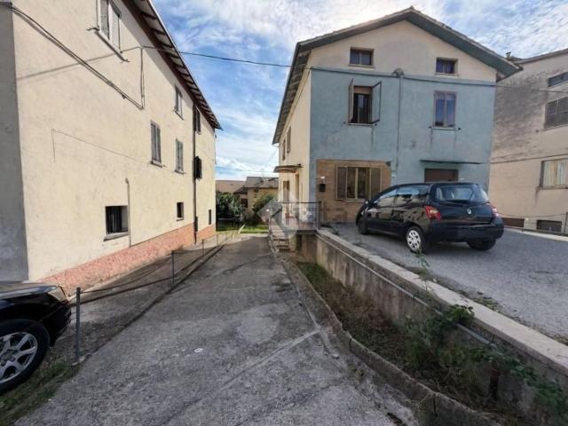 Villetta bifamiliare in vendita di 80 m² in Via dell&apos Assino, 367