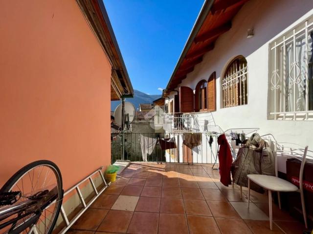 Villetta bifamiliare in vendita di 80 m² in Via delle Mura, 1