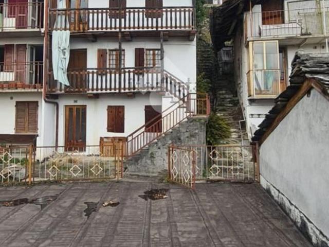 Villetta bifamiliare in vendita di 80 m² in Via Pugnetto, 106