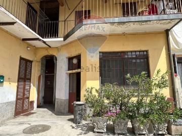 Villetta bifamiliare in vendita di 80 m² in Via Repubblica, 18