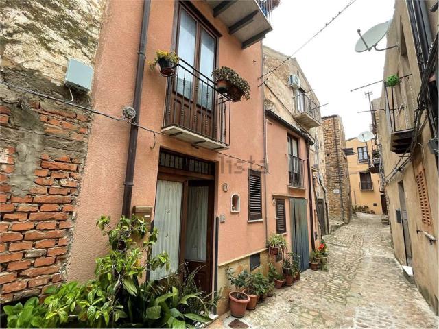 Villetta bifamiliare in vendita di 80 m² in Vicolo Urbano, 13