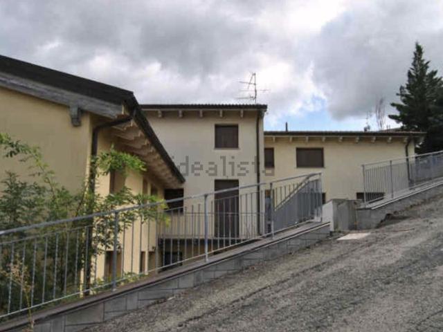 Villetta bifamiliare in vendita di 81 m² in Via Fontana Gennaia