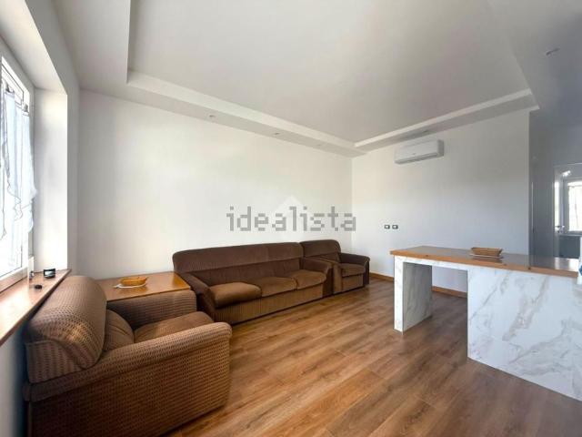 Villetta bifamiliare in vendita di 83 m² in Piazza Monsignore Antonio Torasso, 3
