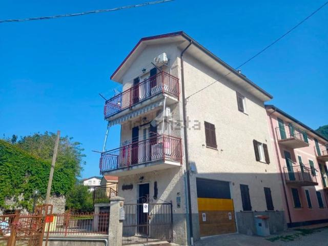 Villetta a schiera in vendita di 83 m² in Via Domenico Cuneo, 153