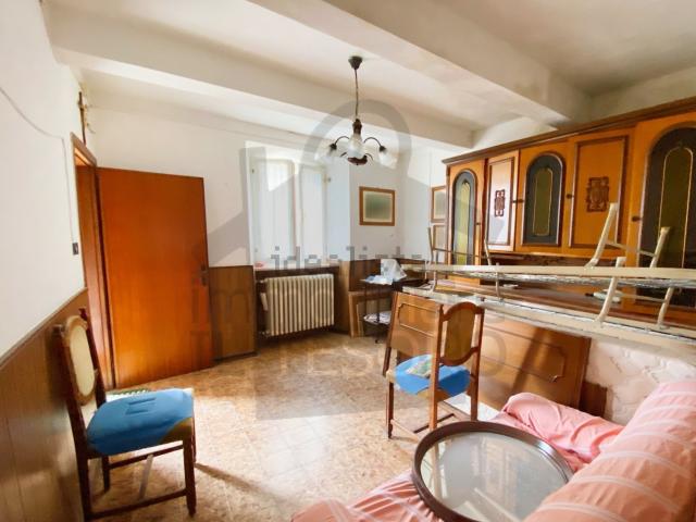 Villetta bifamiliare in vendita di 83 m² in Via Rocca