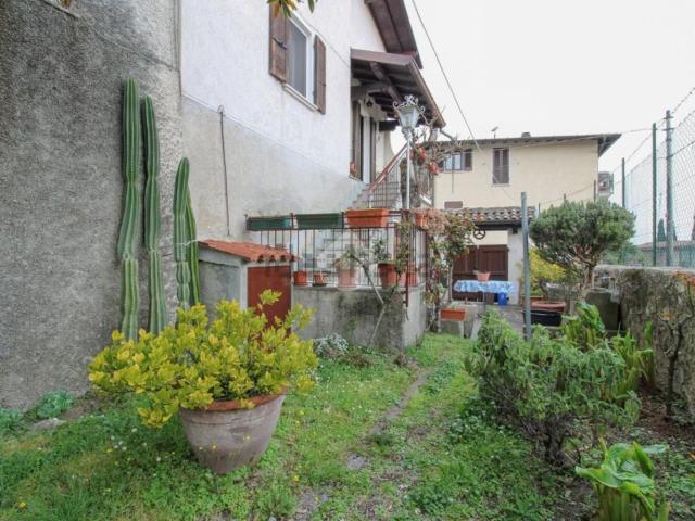 Villetta bifamiliare in vendita di 94 m² in Via Sanico
