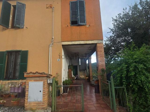 Villetta bifamiliare in vendita di 95 m² in Piazza Sant&apos Agostino, 23