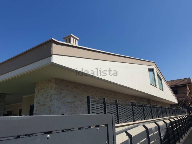 Villetta bifamiliare in vendita di 95 m² in Via Mura dei Francesi, 18