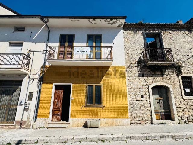 Villetta bifamiliare in vendita di 95 m² in Via Cappuccini, 30