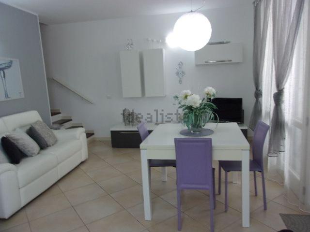 Villetta bifamiliare in vendita di 95 m² in Via Del Sale, 128