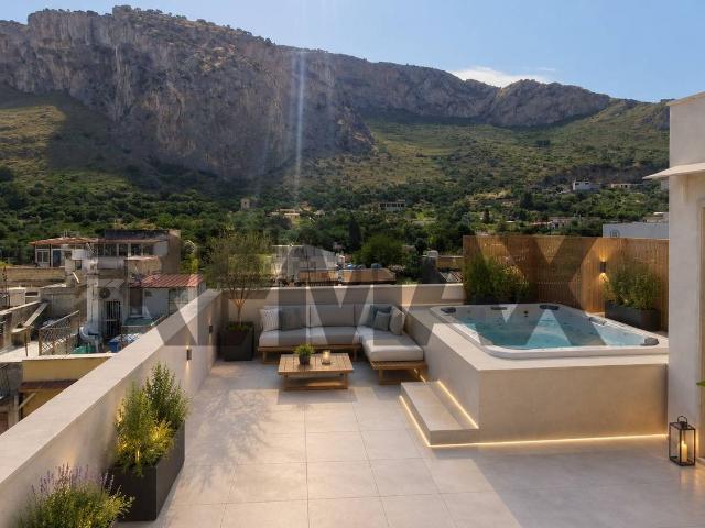 Villetta bifamiliare in vendita di 95 m² in Via Francesco Crispi, 54