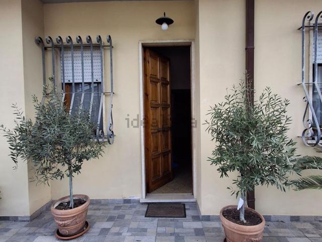 Villetta bifamiliare in vendita di 96 m² in Via Angelo Orzali