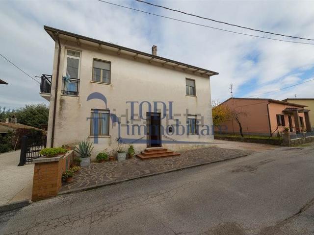 Villetta bifamiliare in vendita di 97 m² in Via Belvedere