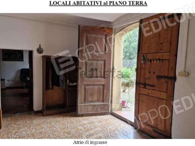 Villetta bifamiliare in vendita di 988 m² in Via Molinello, 9
