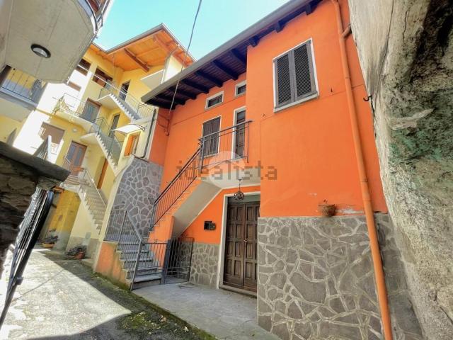 Villetta bifamiliare in vendita di 98 m² in Via Laffranchini, 13