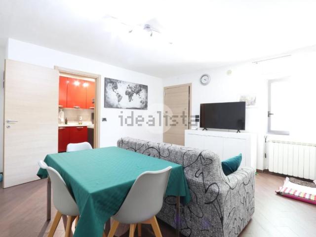 Villetta bifamiliare in vendita di 99 m² in Via Corno Piccolo, 5