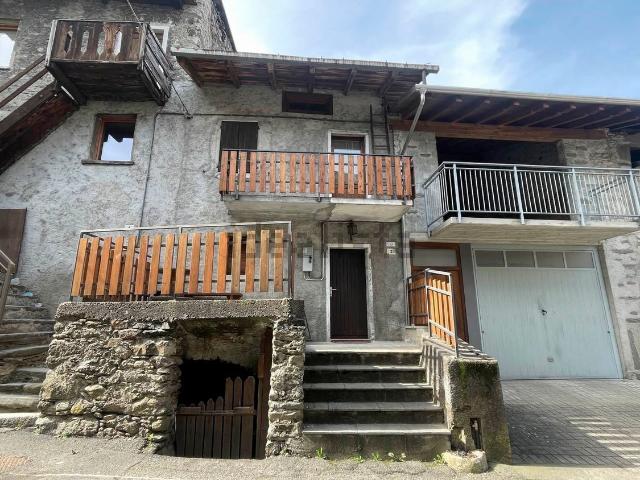 Villetta bifamiliare in vendita di 99 m² in Via Rocchi