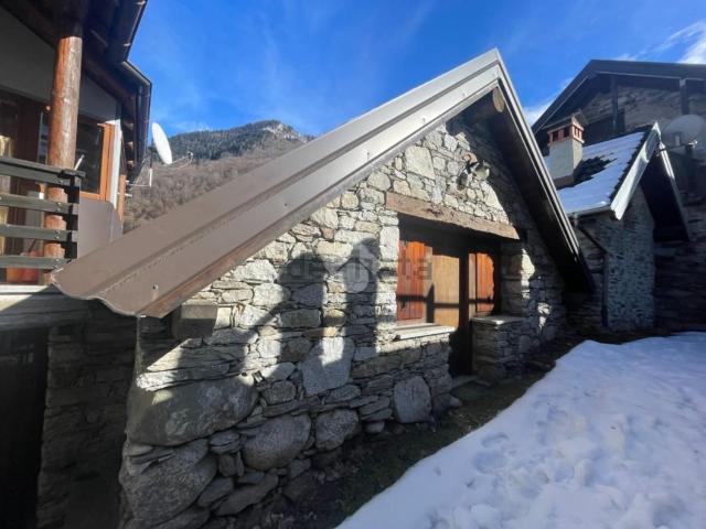 Villetta bifamiliare in vendita di 90 m² in Località Valpiana, 17