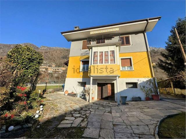 Villetta bifamiliare in vendita di 90 m² in Piazza Bolzani