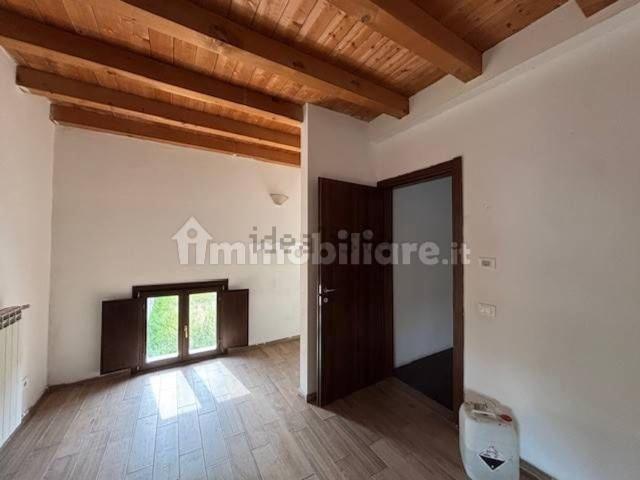 Villetta bifamiliare in vendita di 90 m² in Via M. Buonarroti